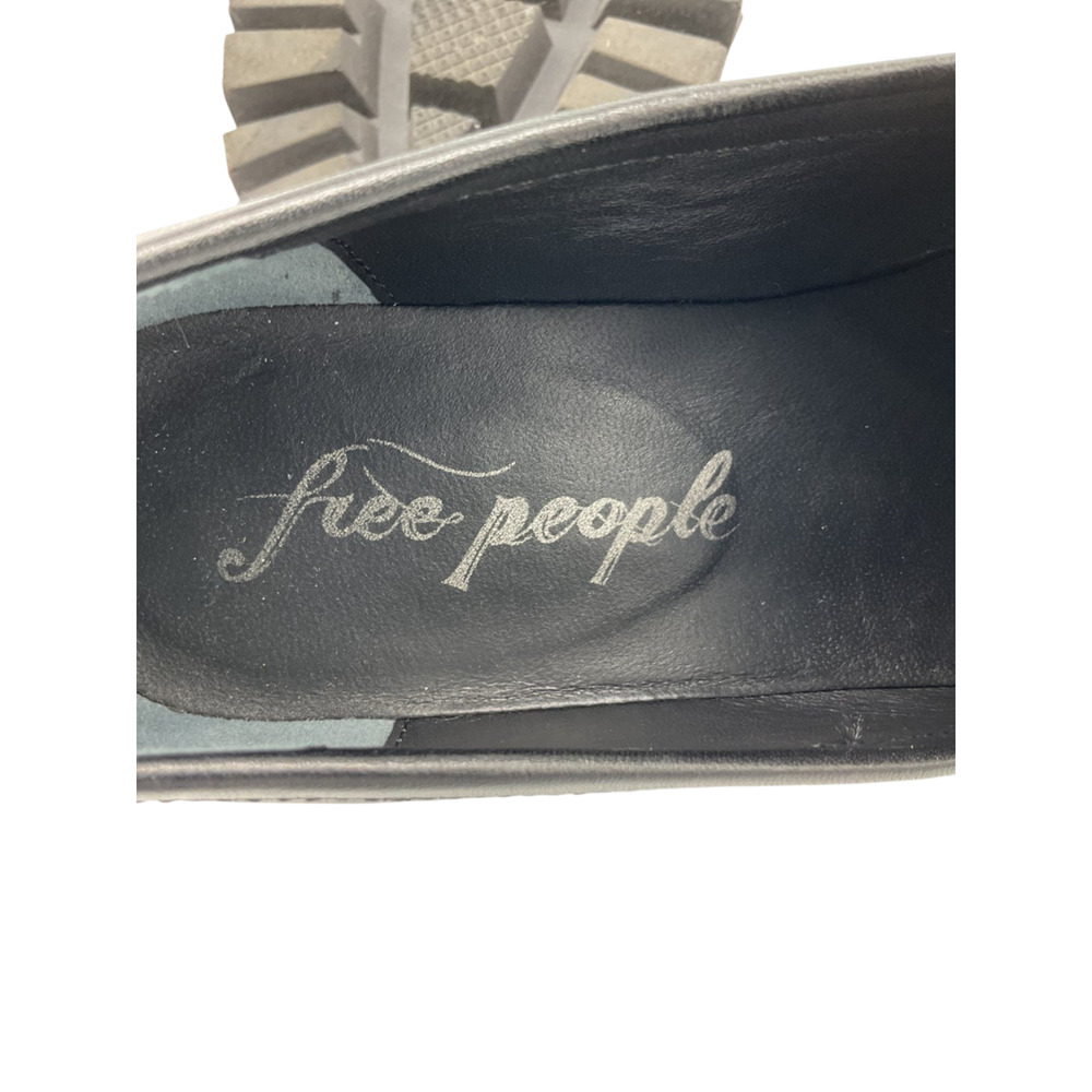 Free People Lugged Black Lyra Loafers Size 37.5 EU / US 7.5 - Picture 7 of 7